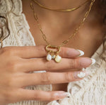 Load image into Gallery viewer, Charm Link Pearl Necklace