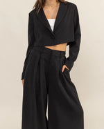 Load image into Gallery viewer, SET CROPPED BLAZER AND WIDE LEG PANTS SET