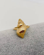 Load image into Gallery viewer, Conch Ring - one size