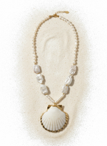 Load image into Gallery viewer, Seashell Pearl Necklace