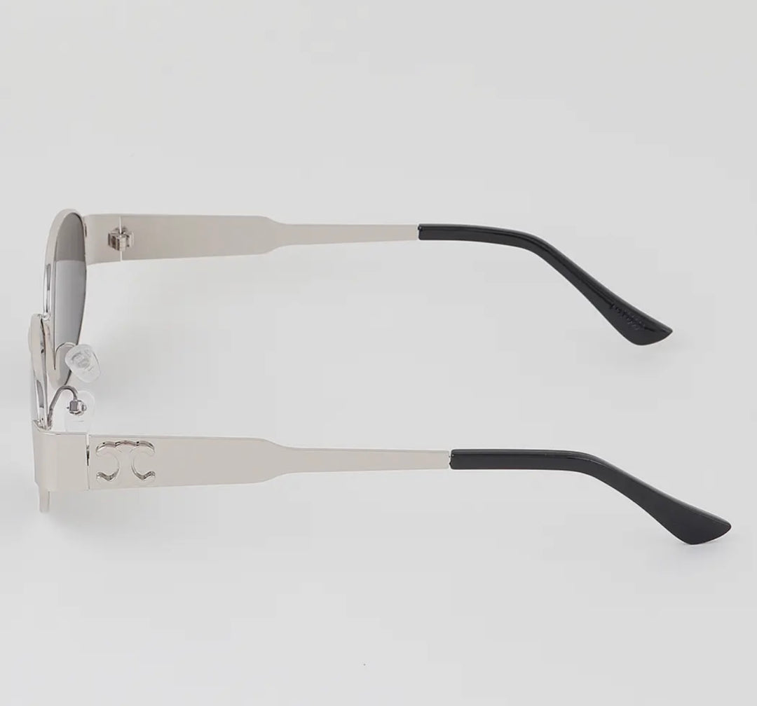 Modern Tinted Round Sunglasses