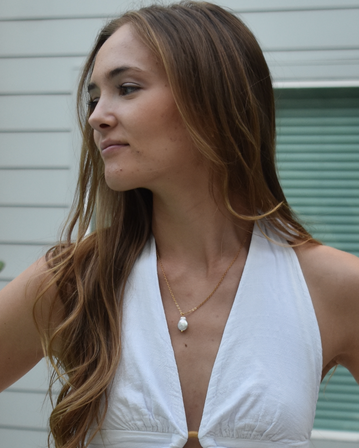 Sunlit pearl necklace