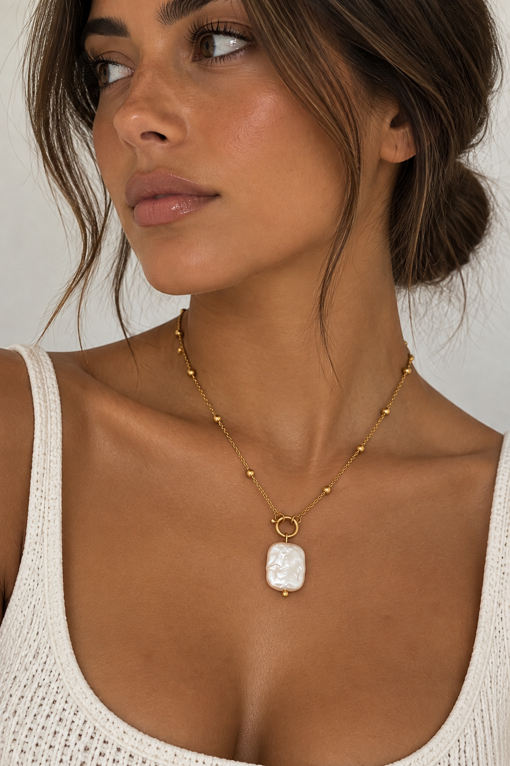Luna Pearl Necklace