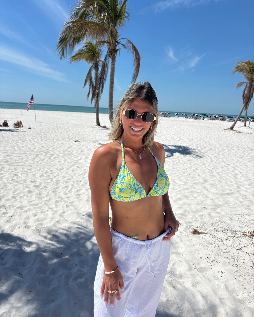 2 Piece Flower Print Bikini Swimsuit / yellow