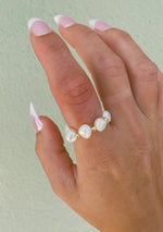 Load image into Gallery viewer, Pearl ring &amp; gold

