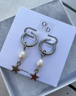 Load image into Gallery viewer, Hoop earring pearl star
