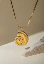 Load image into Gallery viewer, Beach Necklace Conch 18K Gold Plated Shell Ocean Jewelry
