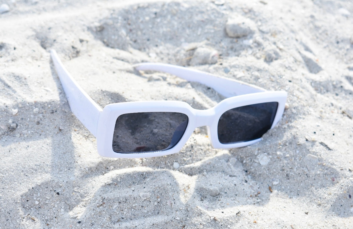 Assorted acetate rectangle
fashion sunglasses