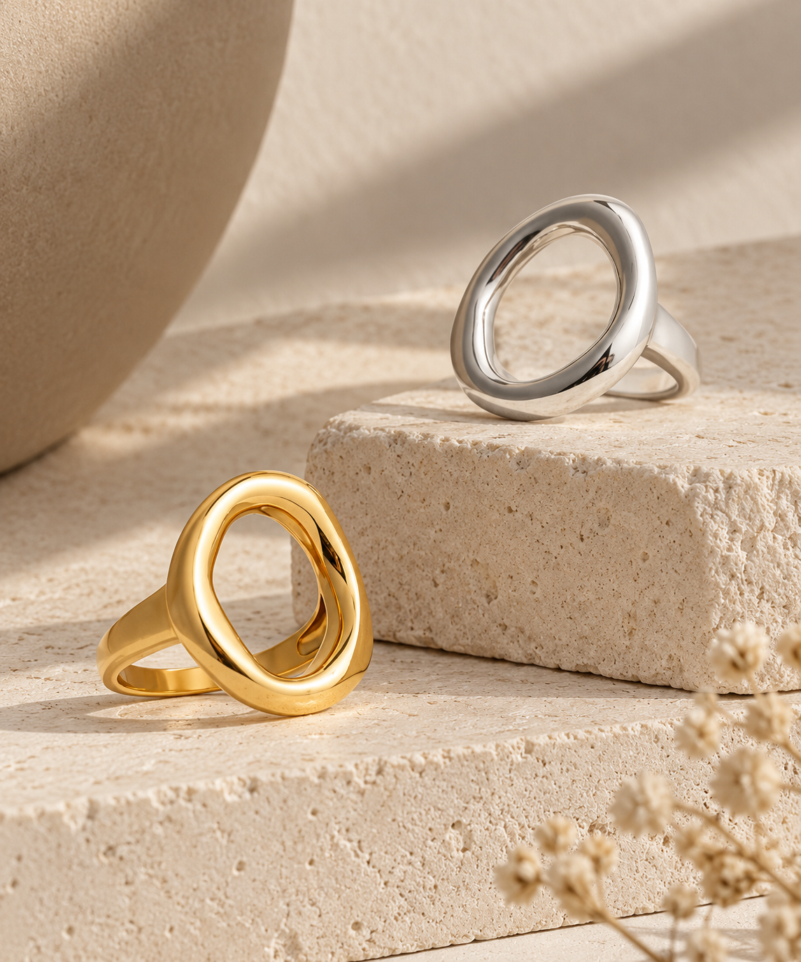 Sculpted oval ring