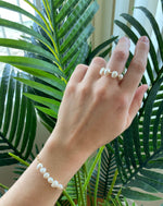 Load image into Gallery viewer, Pearl ring &amp; gold
