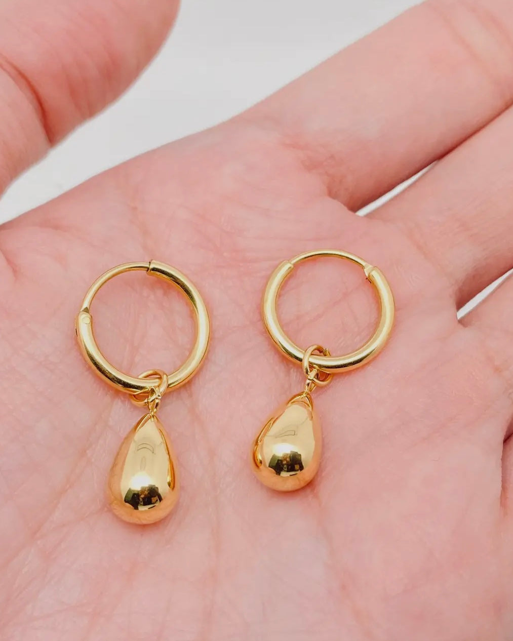 Teardrop 18k Gold Plated Stainless Steel Huggie Earrings