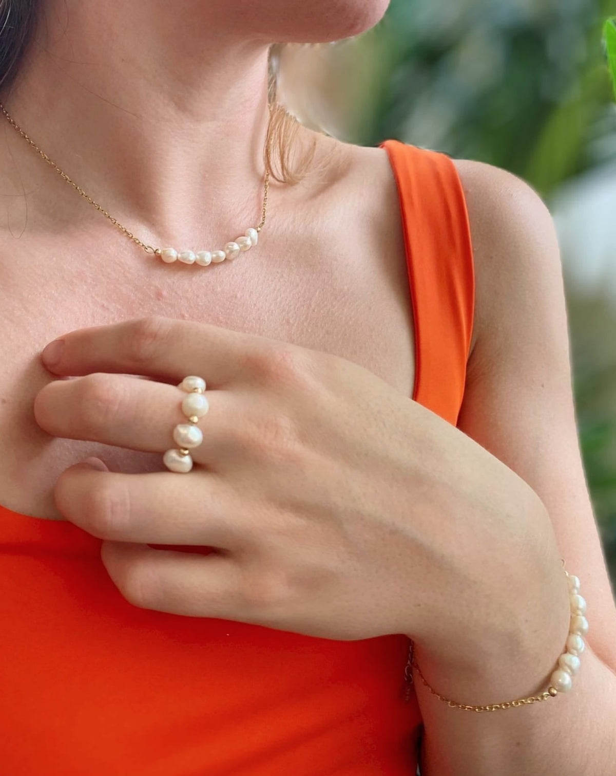 Pearl ring & gold
