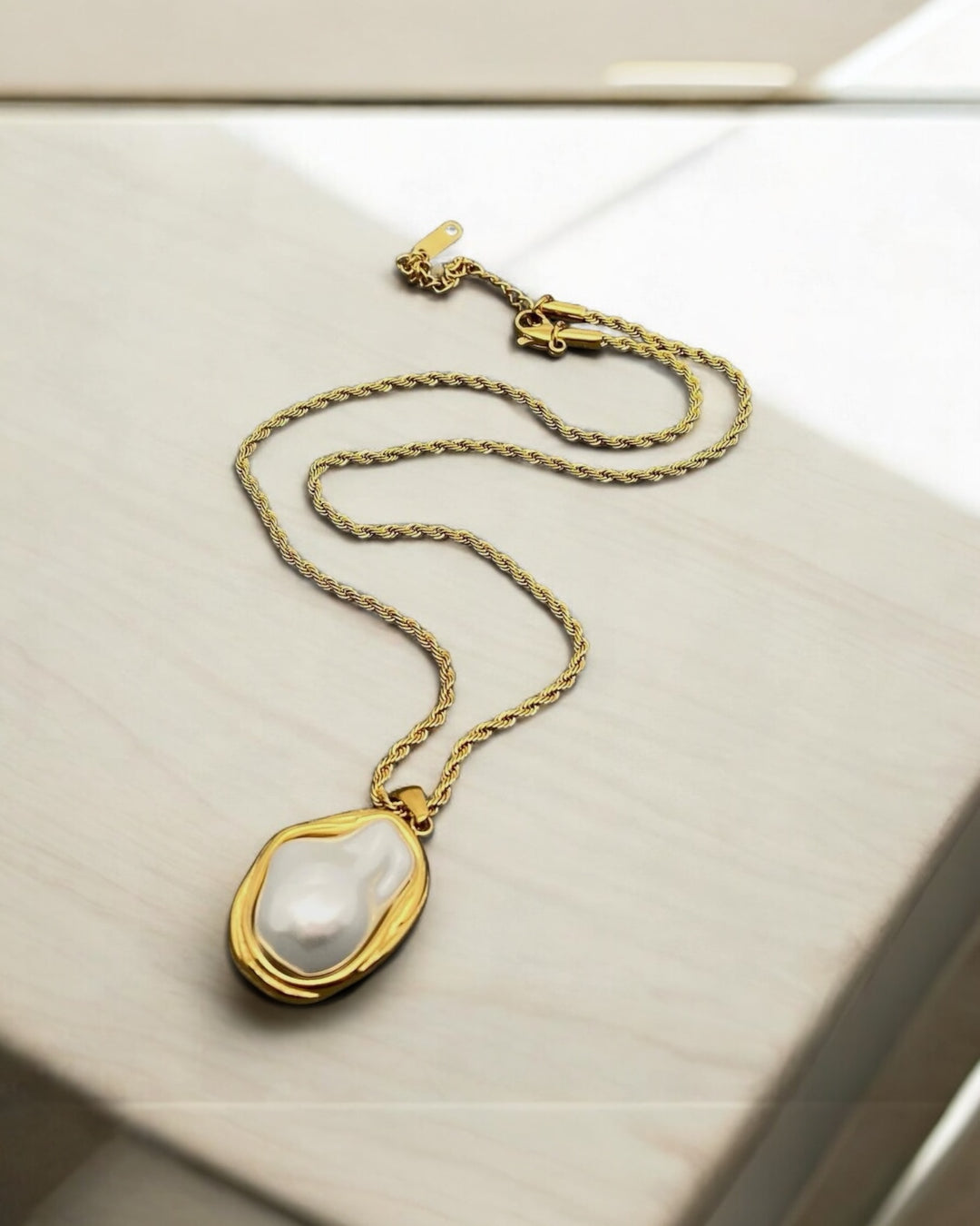 Golden Tide Pearl Necklace