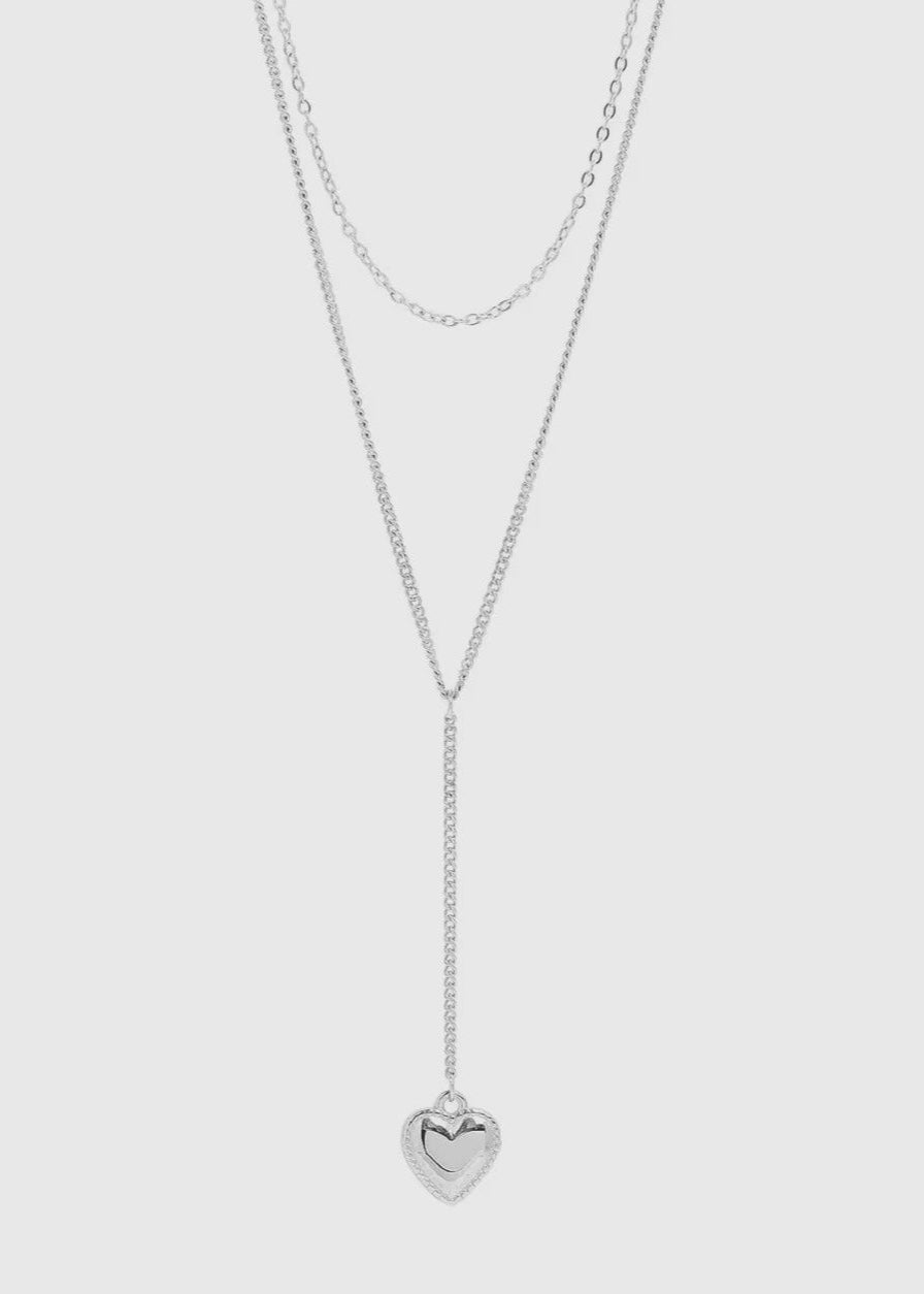 Layered lariat heart charm necklace