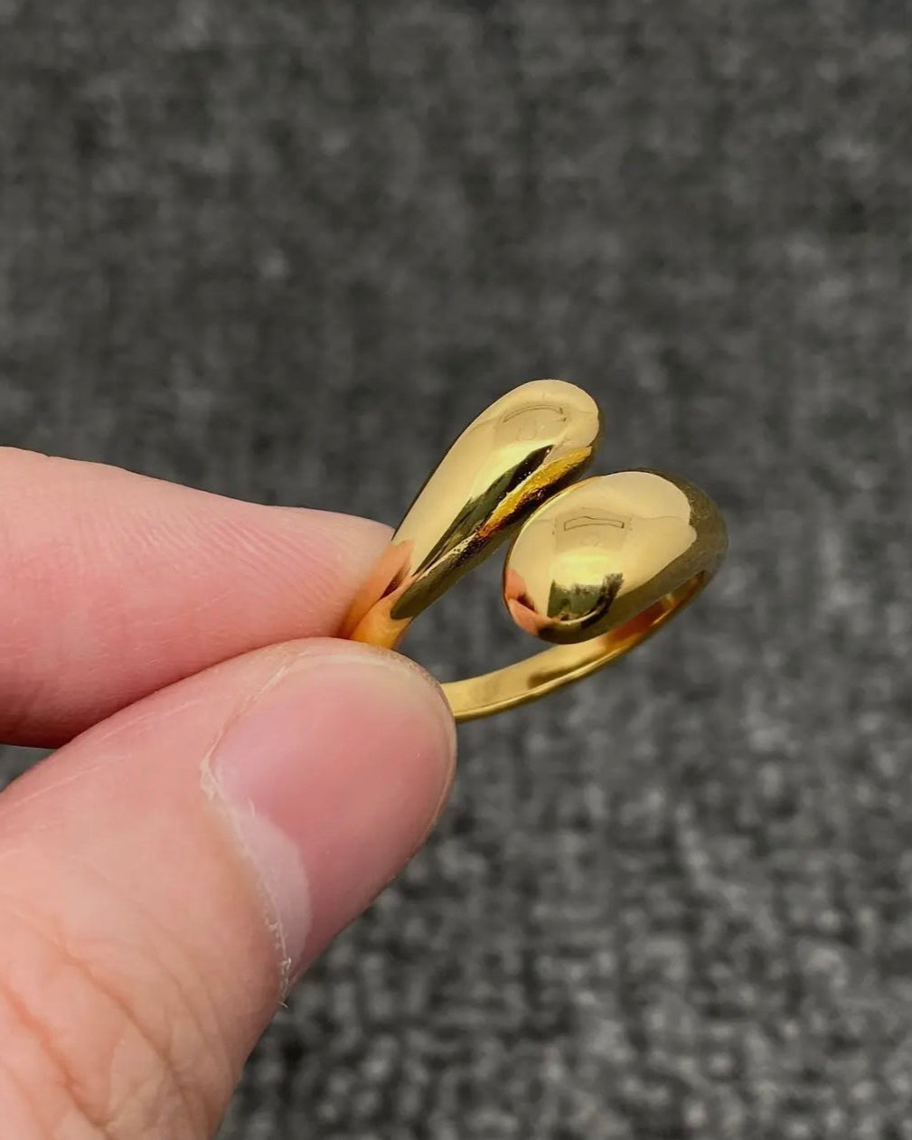 Glossy Geometric Ring - one size ring