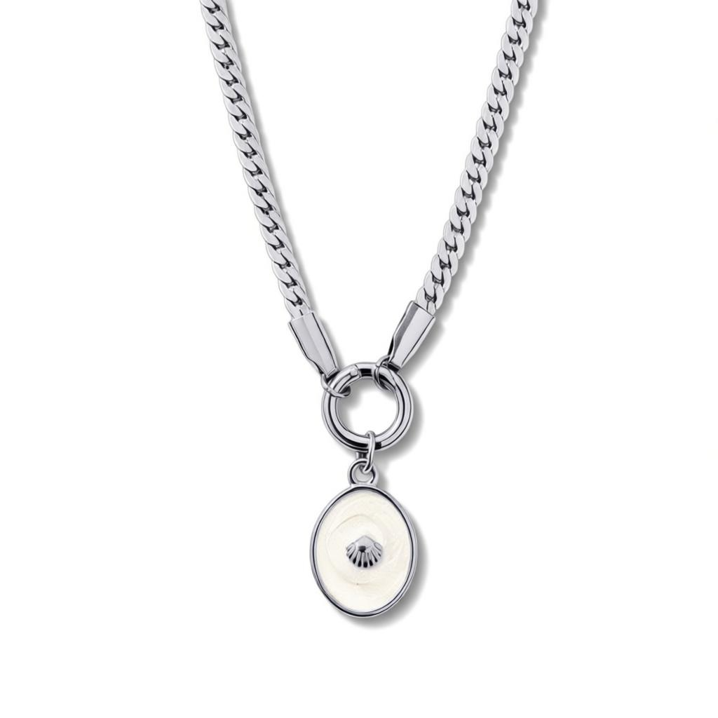 Sea shell medallion necklace