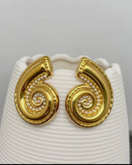 Load image into Gallery viewer, Conch Stud Earrings
