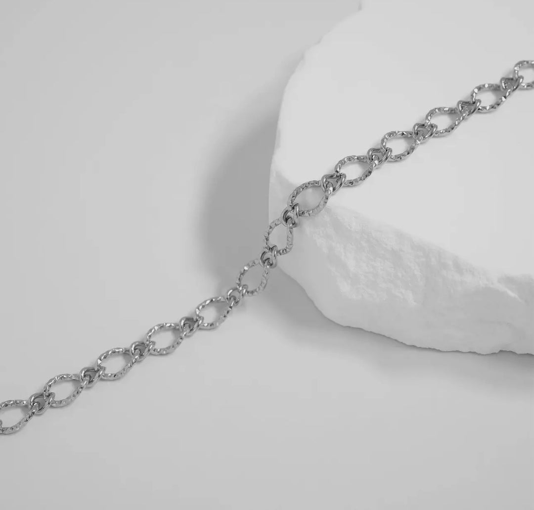 18K Gold Pvd Stainless Steel Hammered Oval Chain Bracelet