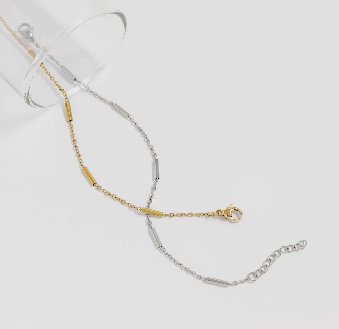 Stainless Steel Satellite Bar
Chain Bracelet
