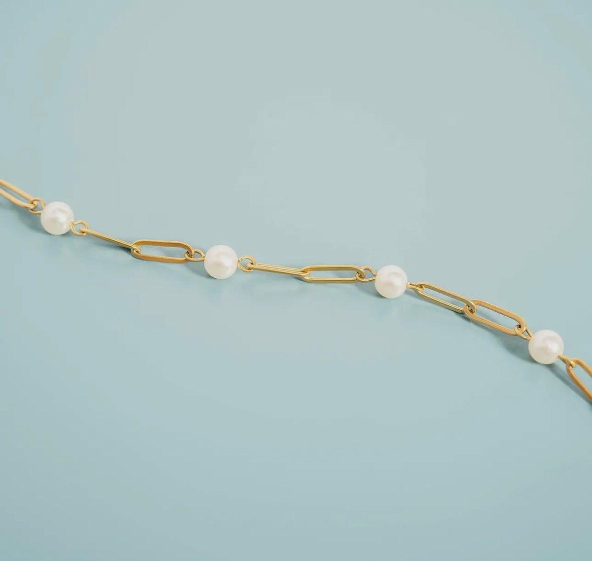 18k gold pvd steel station pearl paperclip chain bracelet