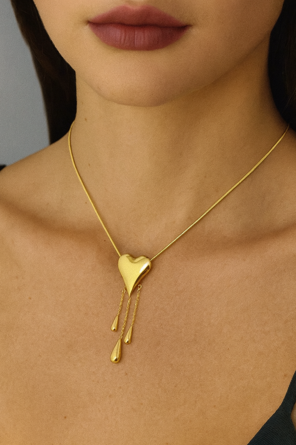 Drop Fringe Glossy Heart Charm